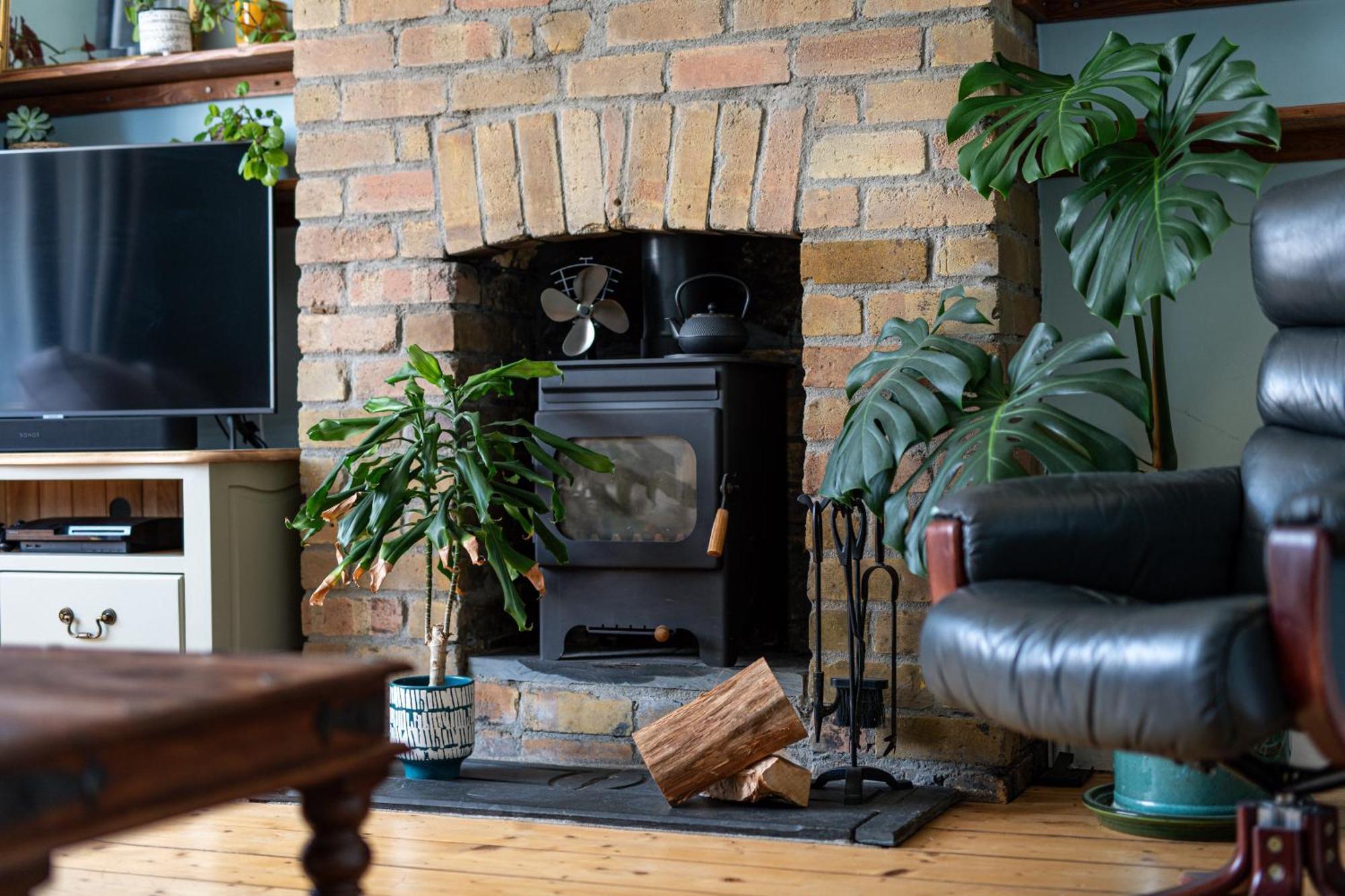 Charming Family Home With Stoves, Garden & Parking Bristol Kültér fotó
