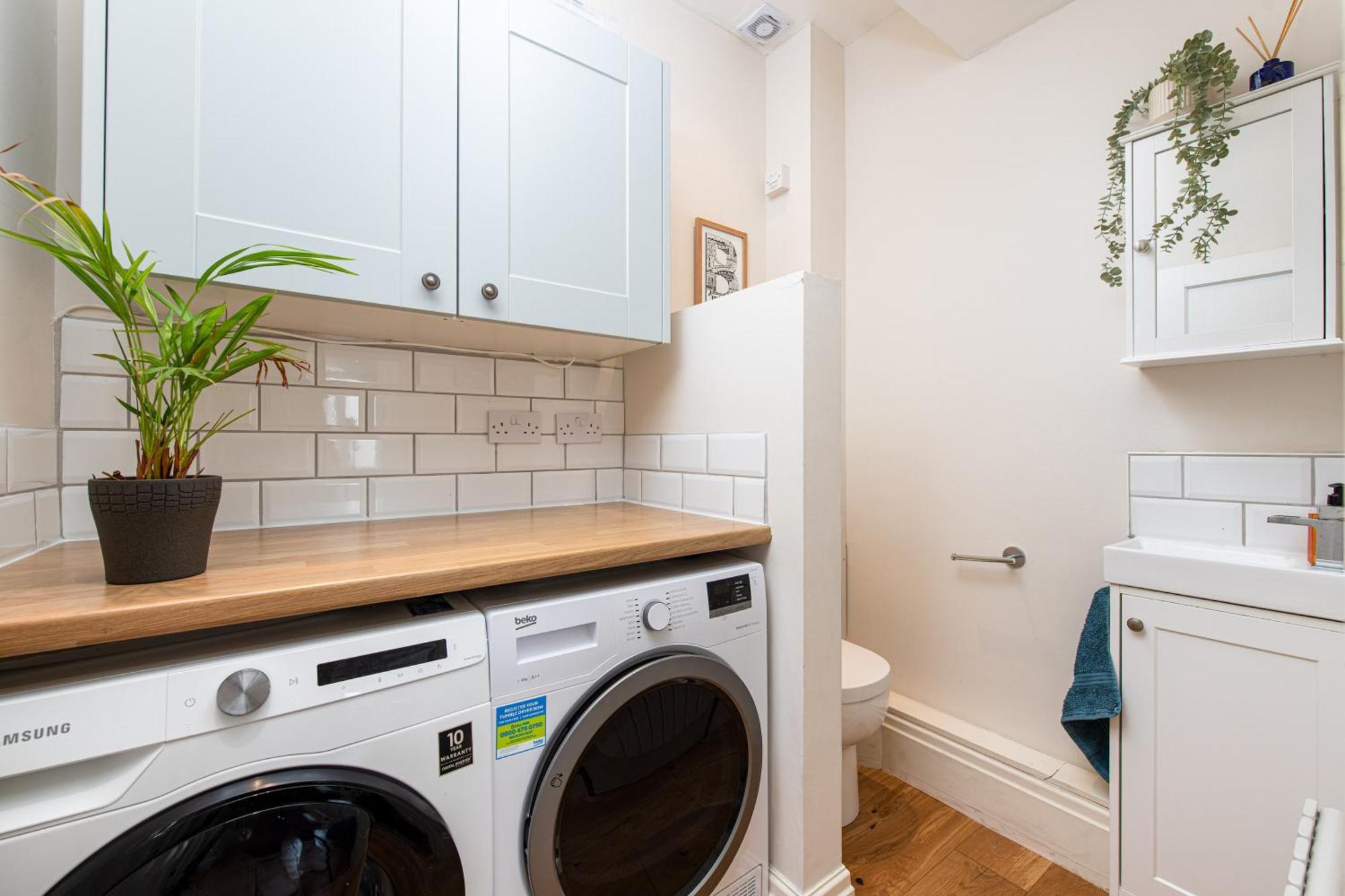 Charming Family Home With Stoves, Garden & Parking Bristol Kültér fotó